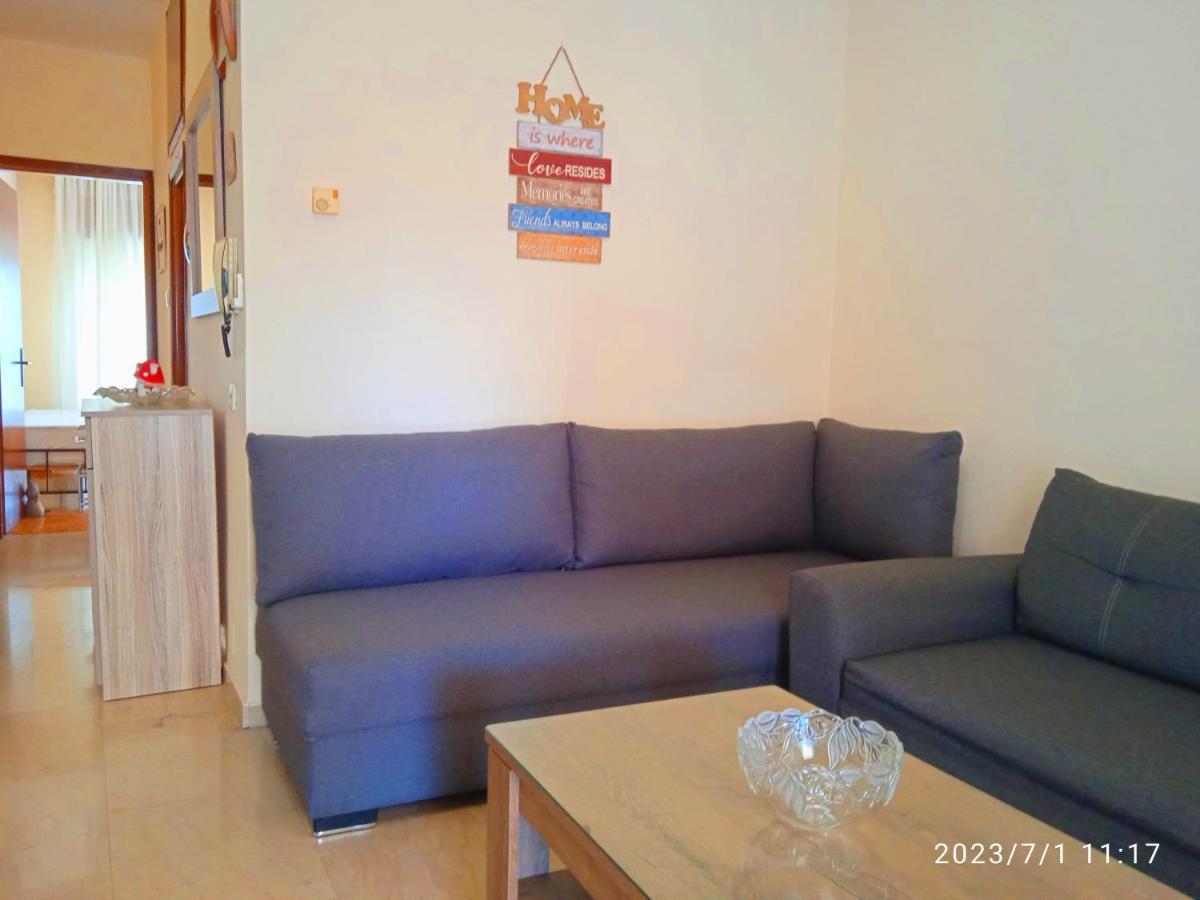 2nd Floor * Kavala